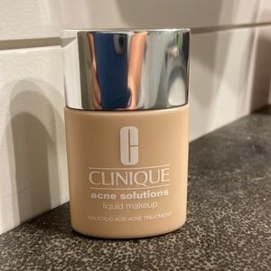 Clinique Acne Solutions liquid foundation make-up salicylic acid fresh alabaster
